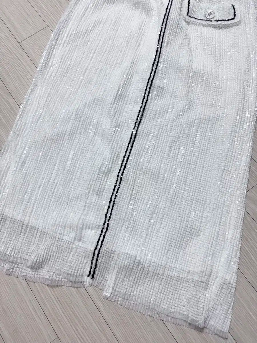 55 テック ダヒン MINE MINE マイン 白 スパンコール スカート TIME タイム RENEEVON レニボン