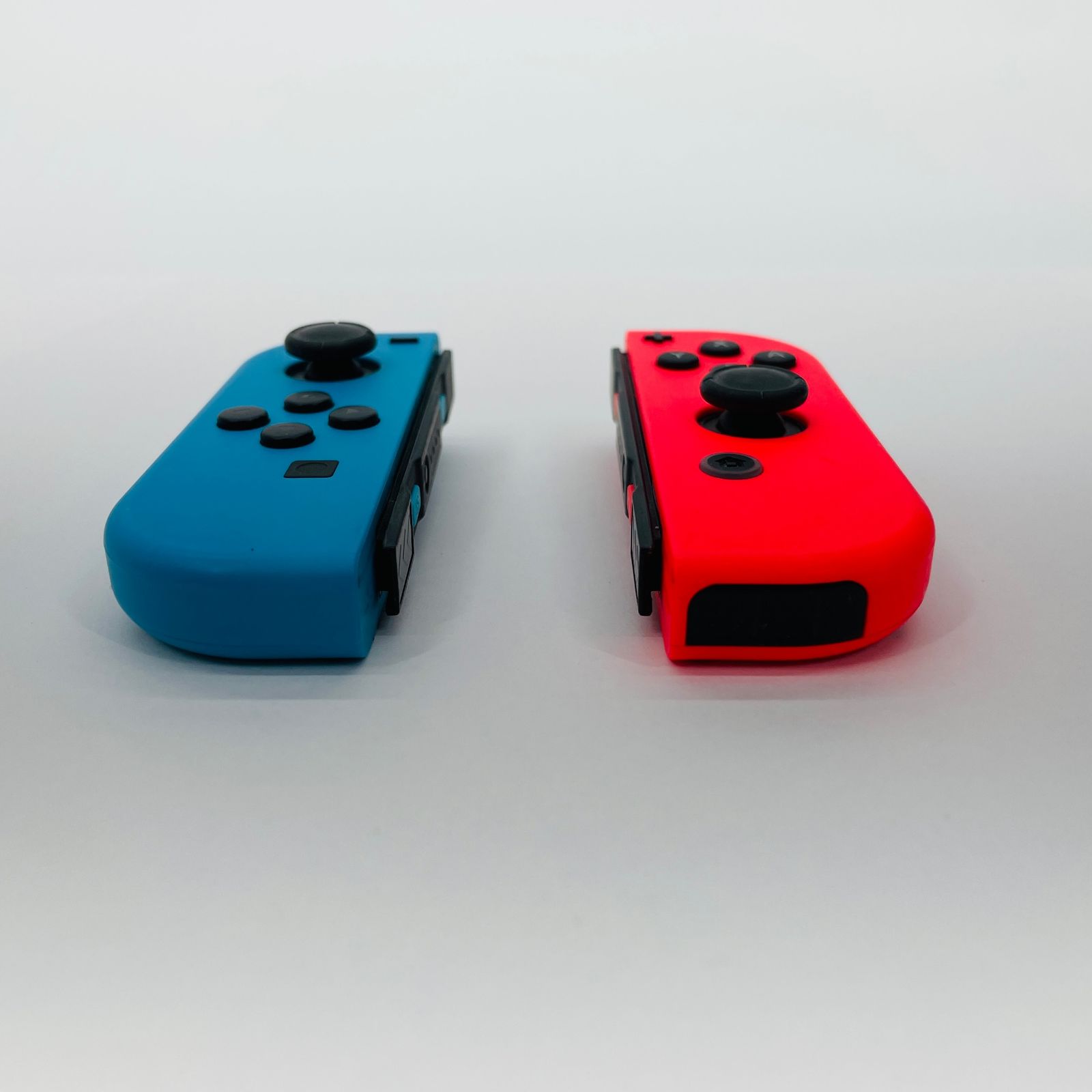 箱付き⭐︎Nintendo Switch ネオンブルー ネオンレッド Amazon.co.jp: Nintendo Switch 本体 (ニンテンドースイッチ) 【Joy