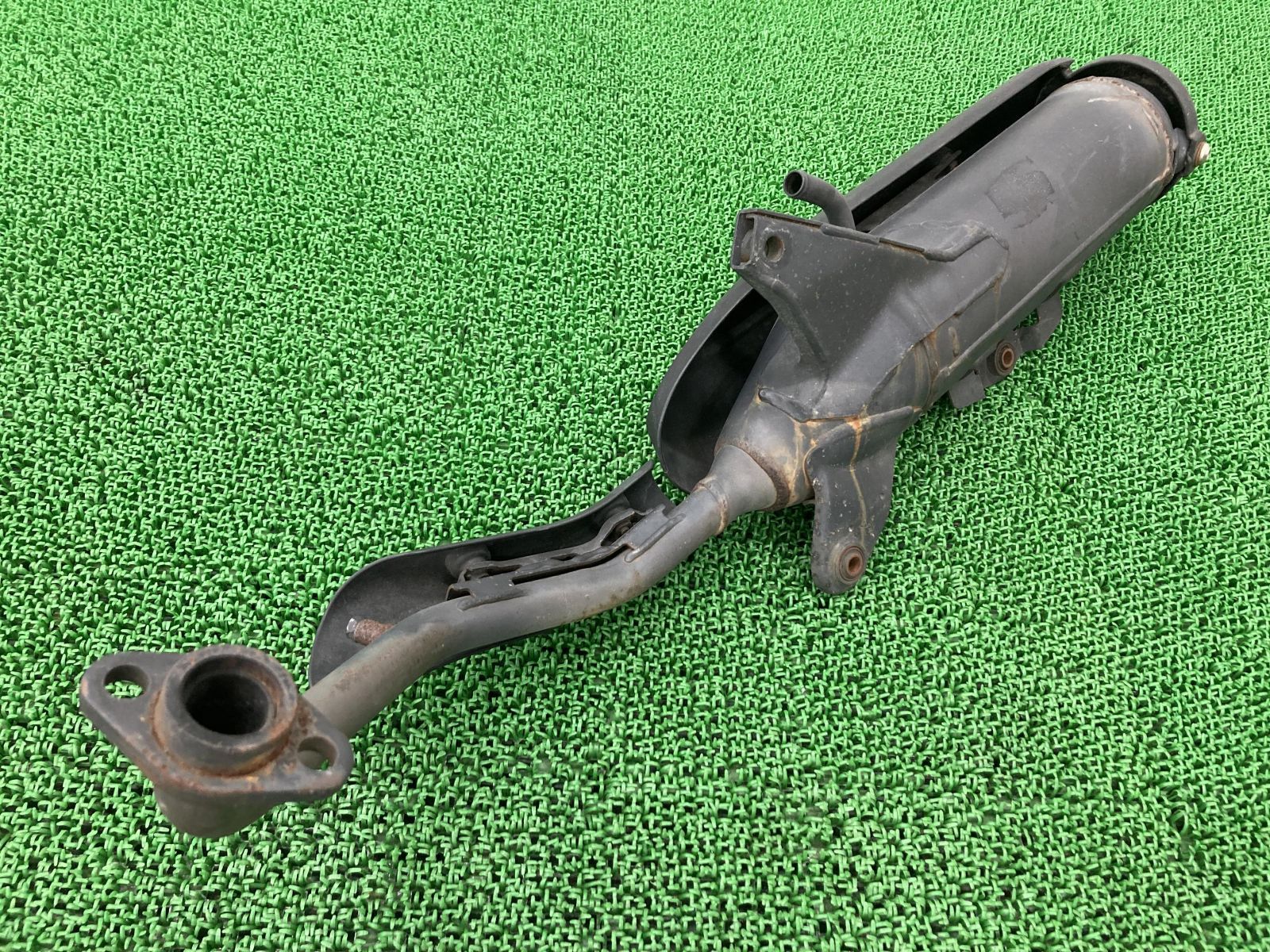 シグナスX125F マフラー 4P9 ヤマハ 純正 バイク 部品 SE44J ヒートガード CYGNUS コケキズ無し 品薄 車検 Genuine 【中古】 8 シグナスX125F マフラー 4P9 ヤマハ 純正 中古 バイク 部品 SE44J