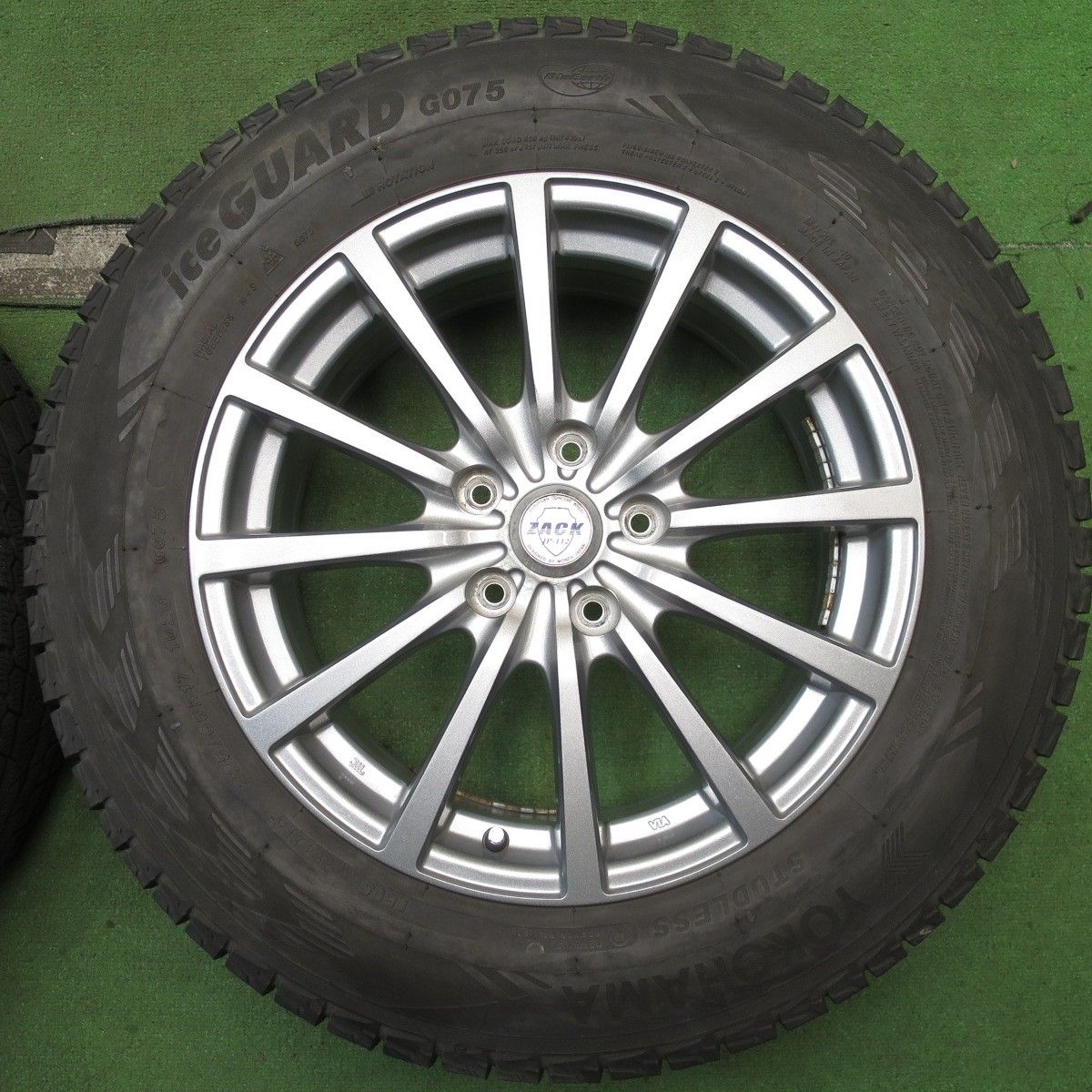 バリ溝！9.5分☆スタッドレス 225/65R17 ヨコハマ アイスガード