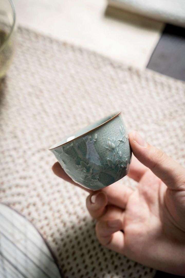 新品 中国美術 2客セット 湯呑み 茶器 青磁 煎茶道具 八角紋 送料込み 新品 中国美術 2客セット 湯呑み 茶器 青磁 煎茶道具 八角紋