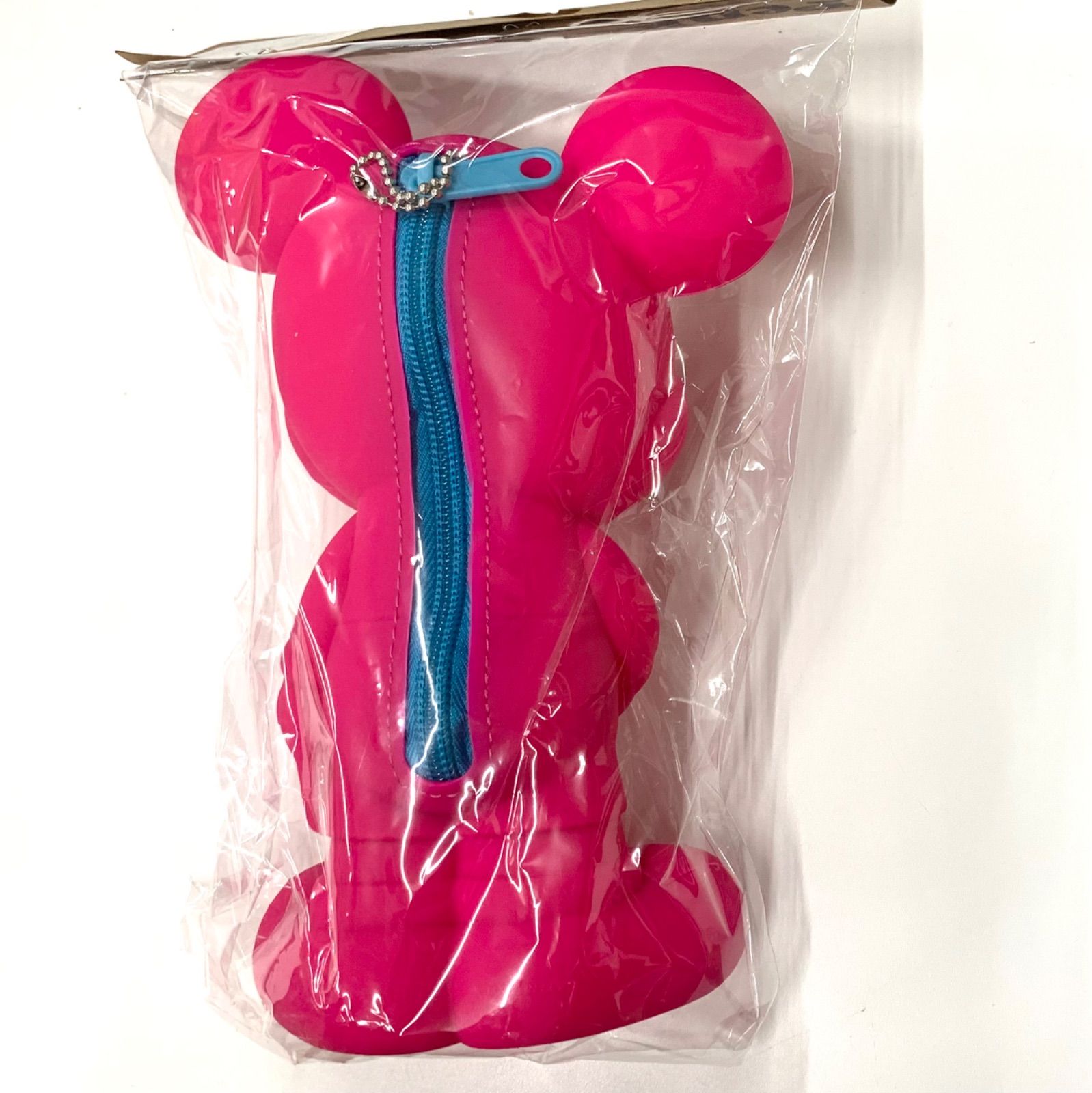 メルカリshops ミッキー ペンケペンケ Disney シリコン ペンケース Mickey 筆箱