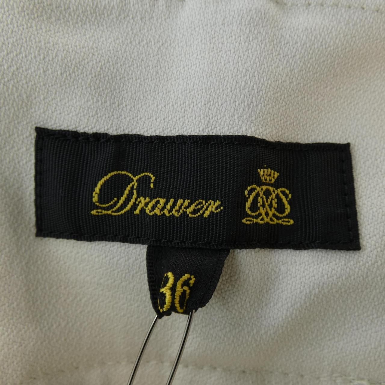 ドゥロワー DRAWER