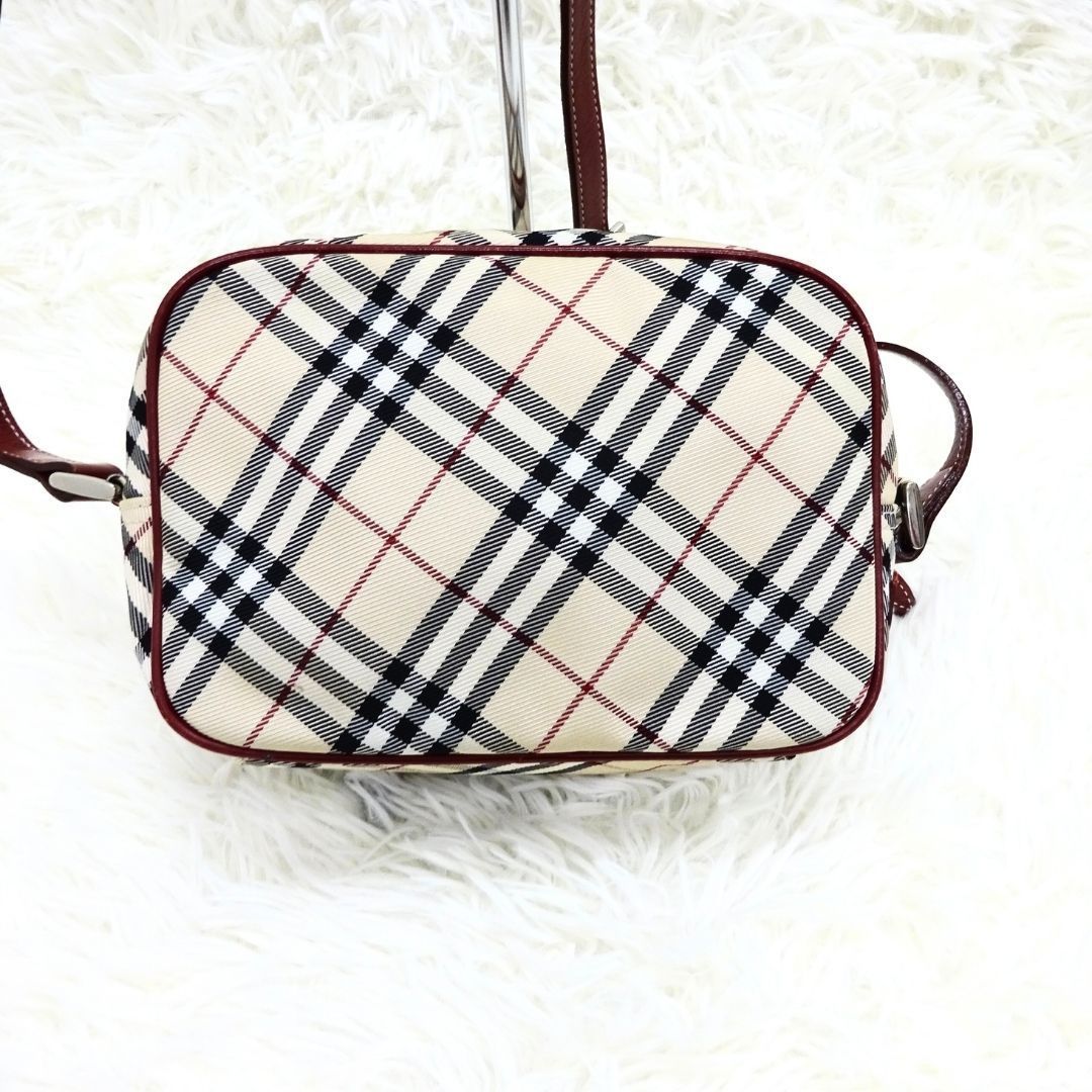 Burberry sling bag online blue label