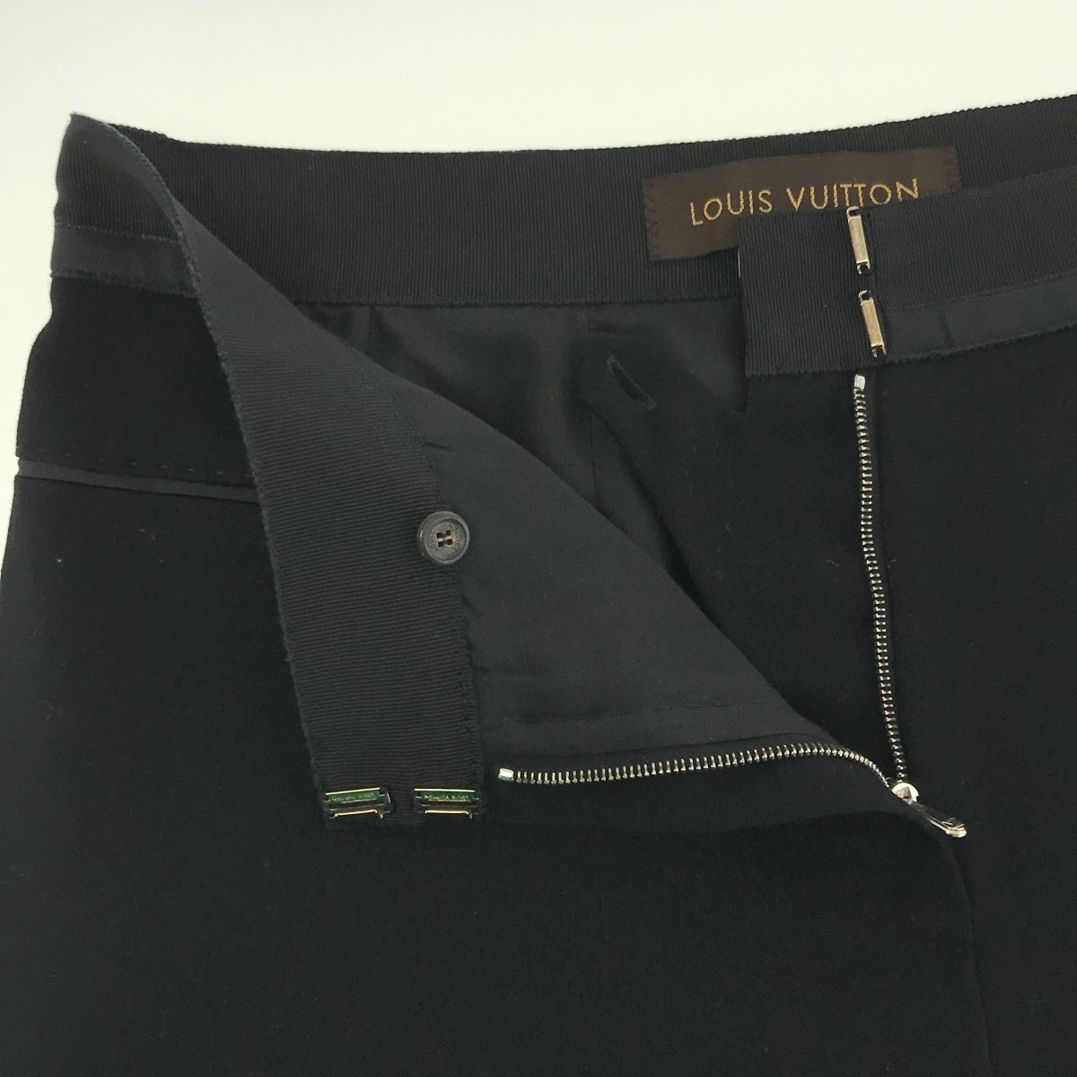 ルイヴィトン　ウールパンツ　38ぐらい LV ルイヴィトン LOUIS VUITTON パンツ ブラック 38 サイズ
