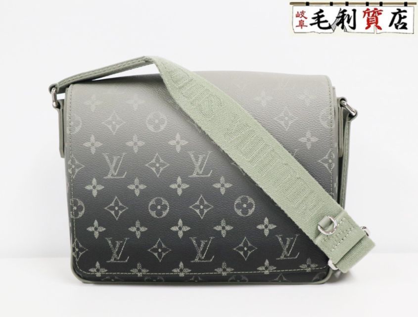 ルイヴィトン LOUIS VUITTON モノグラム グラディエント ディストリクトPM NV3 M11593 カーキグリーン 上 メンズ ショルダーバッグ