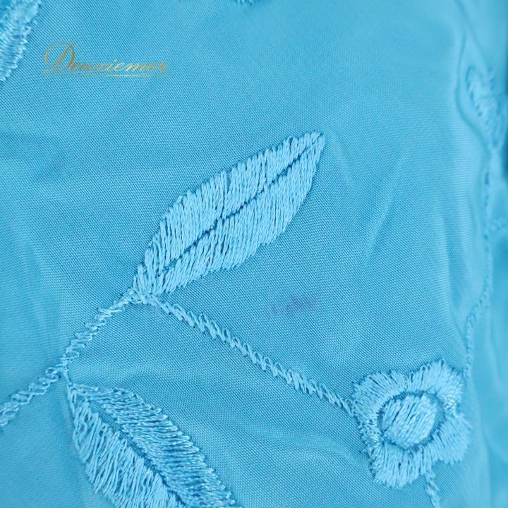 ターコイズブルー