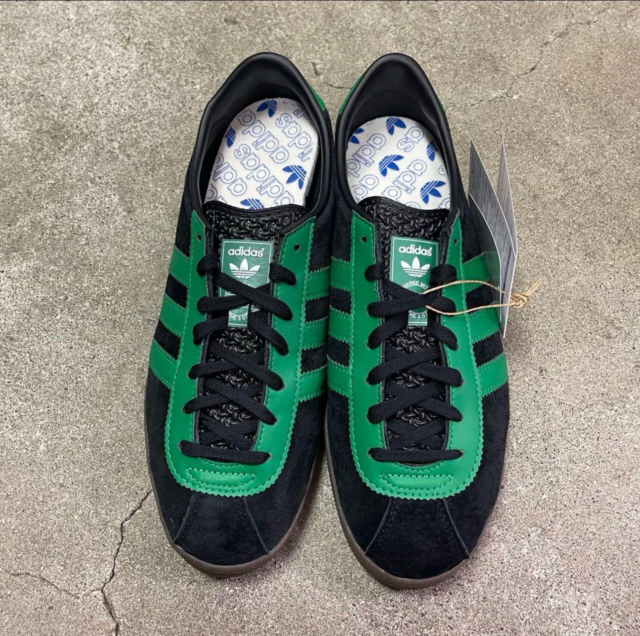 スニーカー アディダス adidas ロンドン ブラック グリーン 黒 IE0826