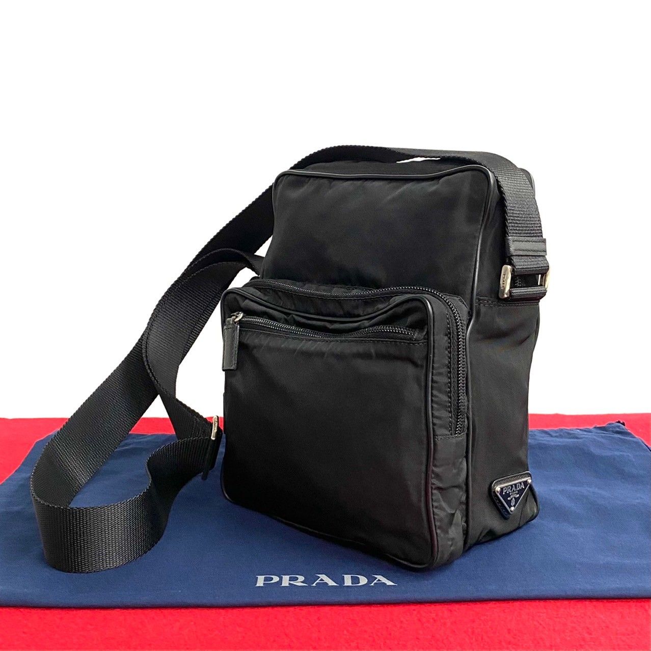 極希少/極美品】プラダ ショルダーバッグ 三角ロゴ ナイロン レザー 黒