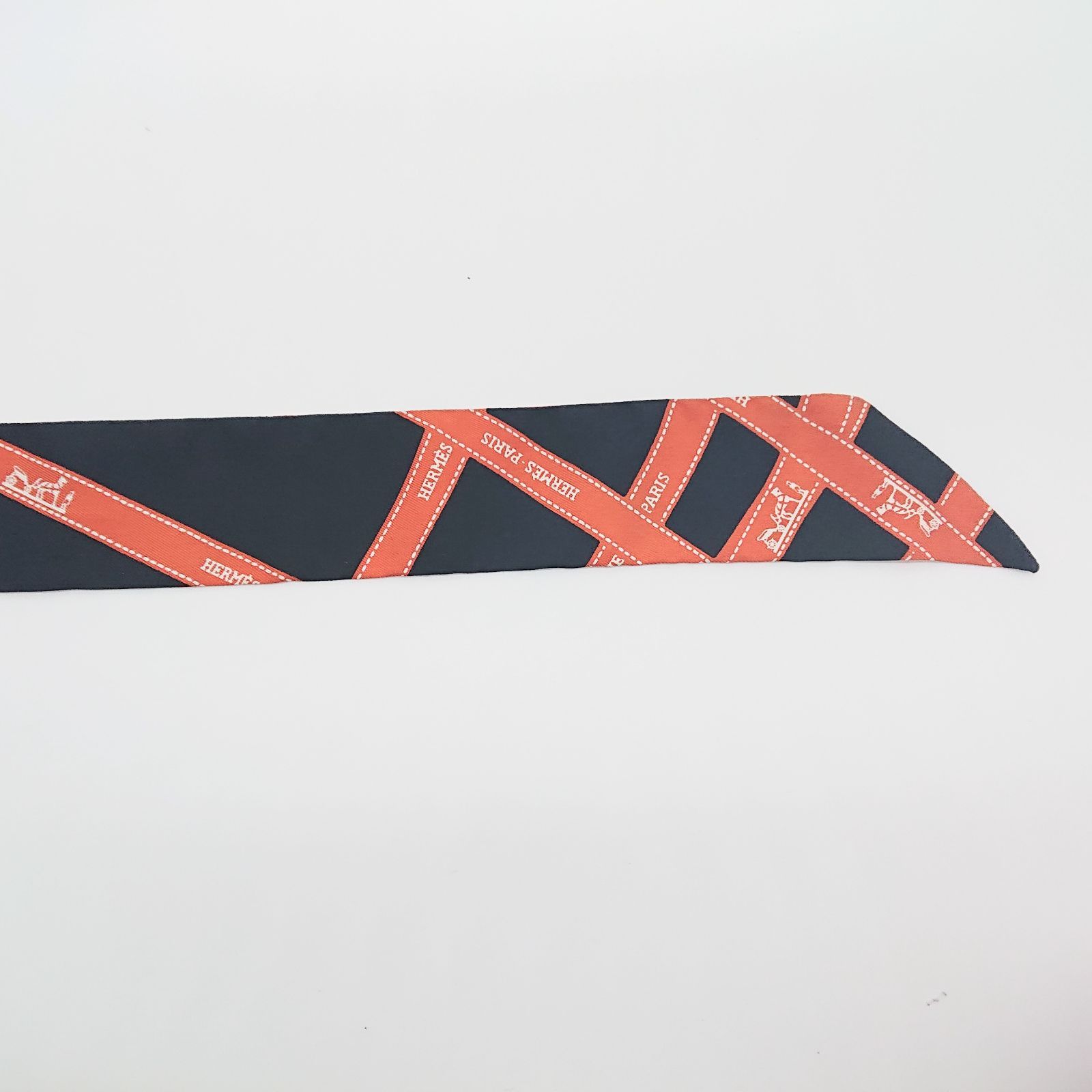 美品】HERMES エルメス ツイリー ボルデュック リボン柄