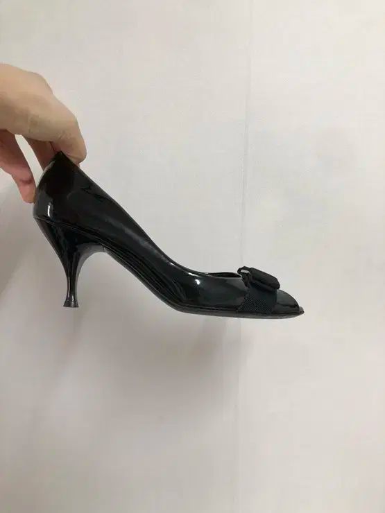 オープントゥ 靴