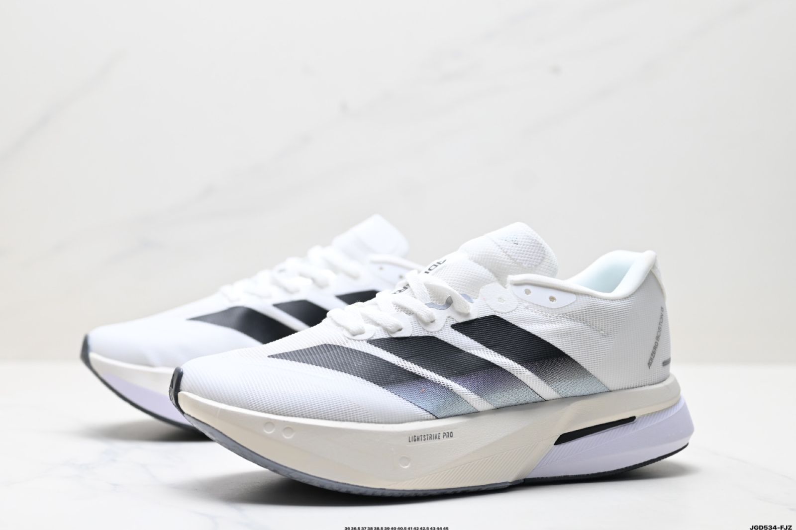 アディダス アディダス