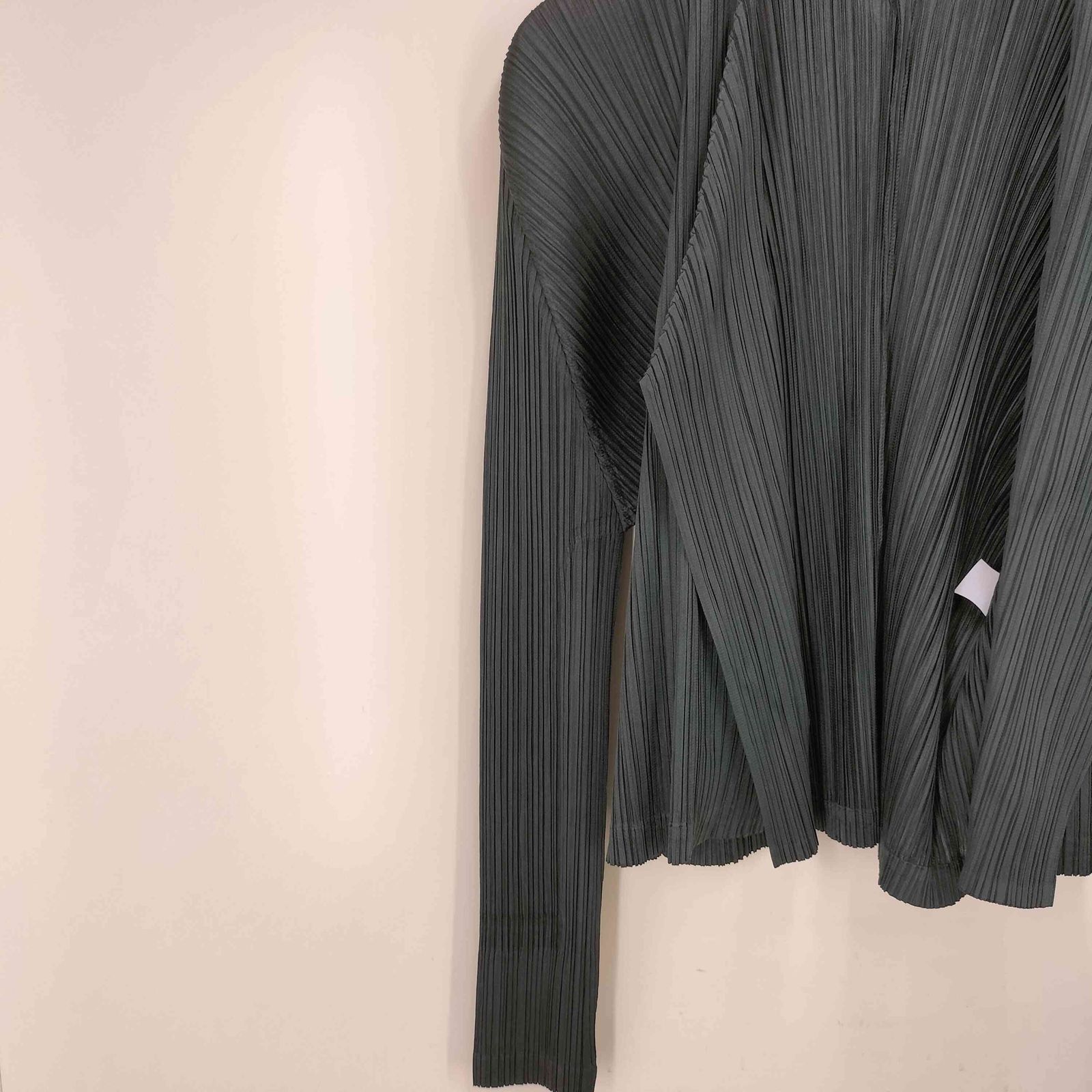 プリーツプリーズ イッセイミヤケ 24SS プリーツカーディガン プリーツプリーズ イッセイミヤケ 24SS プリーツカーディガン