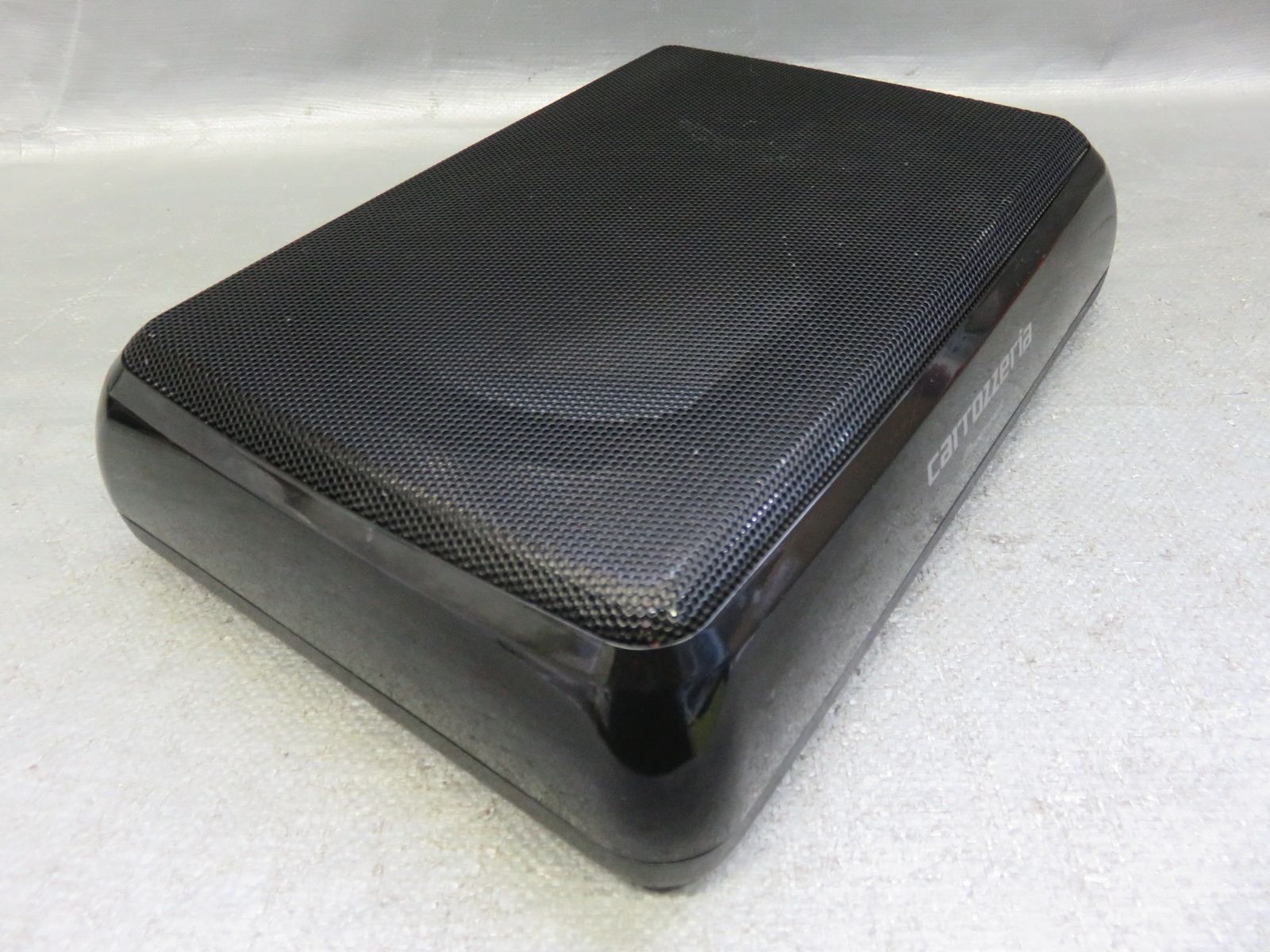 パワードサブウーファー