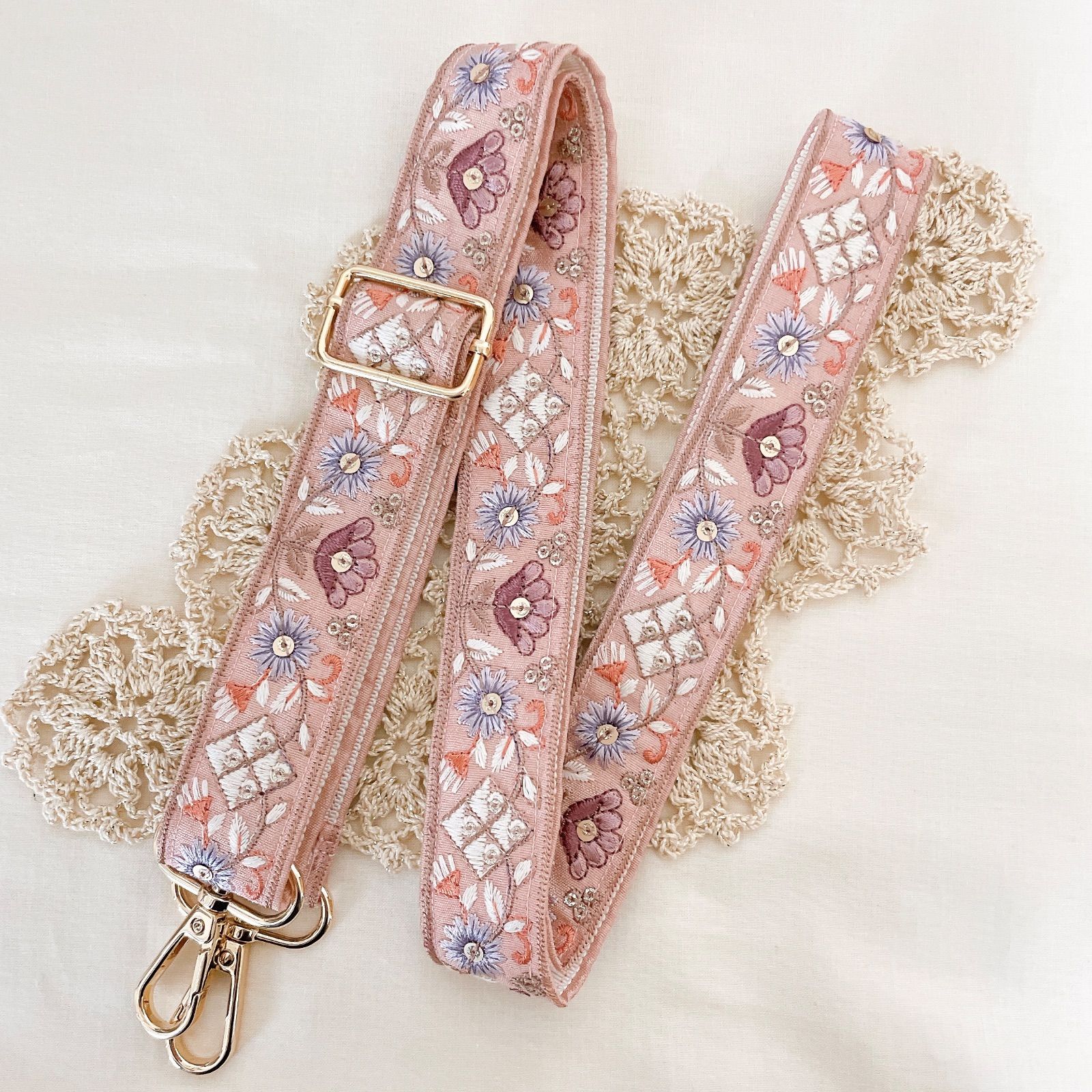 インド刺繍リボンꗯスマホショルダーストラップ☺︎08 - メルカリ