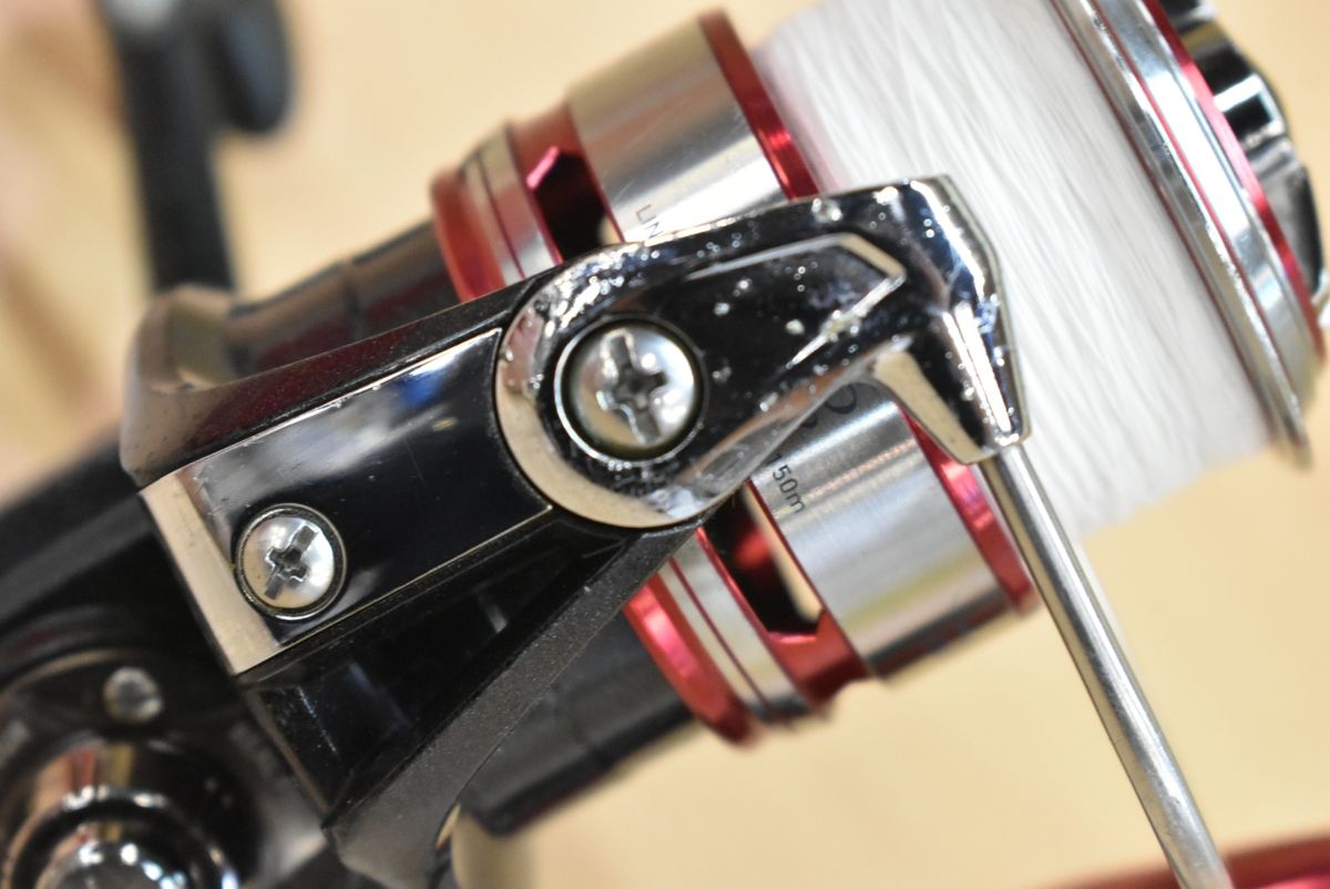 プライソ2500LBD ダイワ ダイワ 10 プレイソ 2500LBD スピニングリール