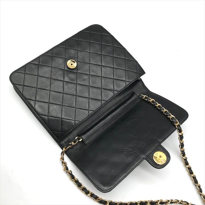良品 CHANEL シャネル ココマーク マトラッセ ラムスキン プッシュ
