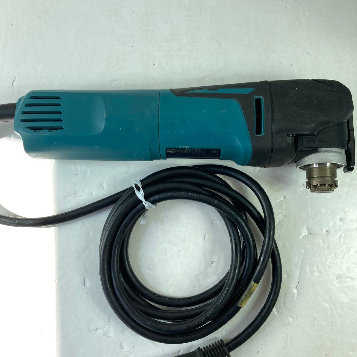 100v