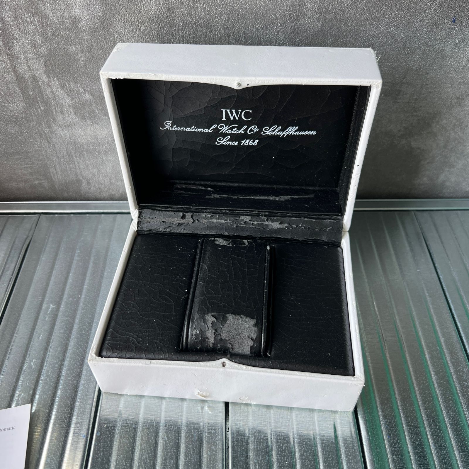 3F｜時計のBOX（箱）はこんな感じです IWC編｜ISHIDA新宿