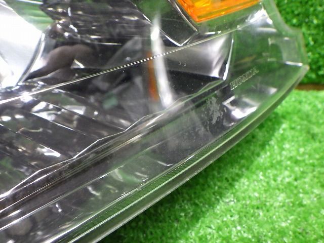 車 ステップワゴン ヘッドライト 左右 HID RF3/4 後期 P3590 J2