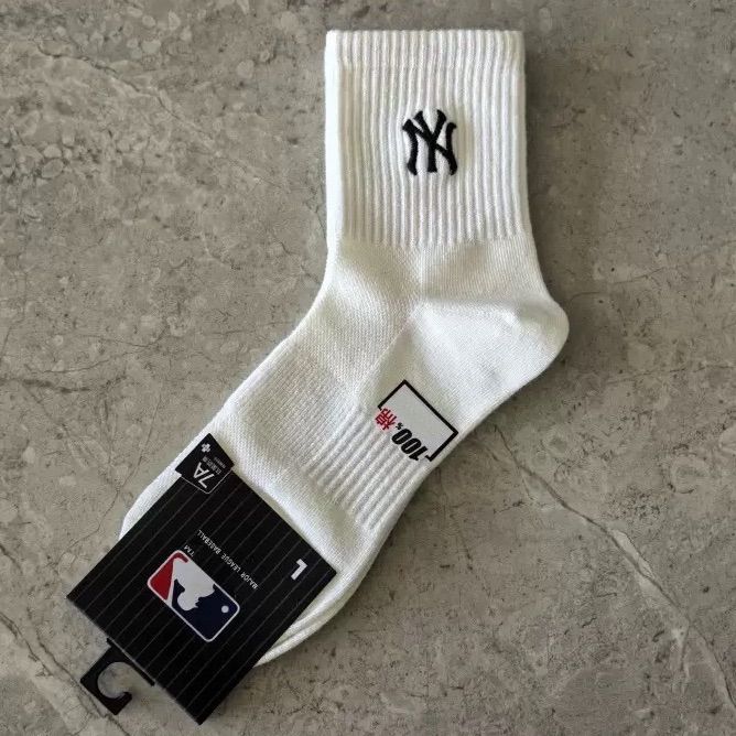 新品】MLB メジャーリーグベースボール 2025年 ソックス 靴下
