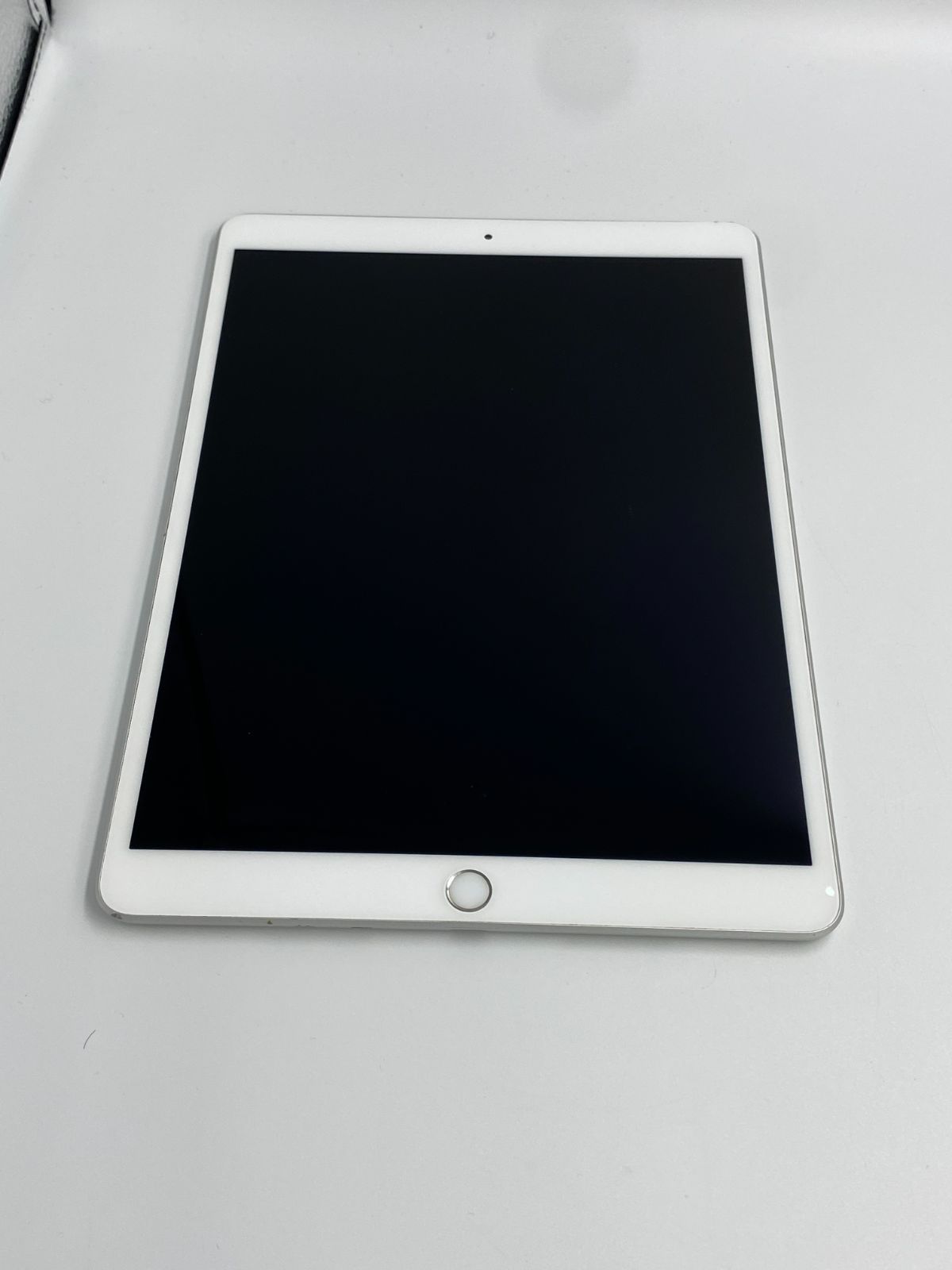ジャンク品】iPadAir3 Wi-Fiモデル 64GB シルバー