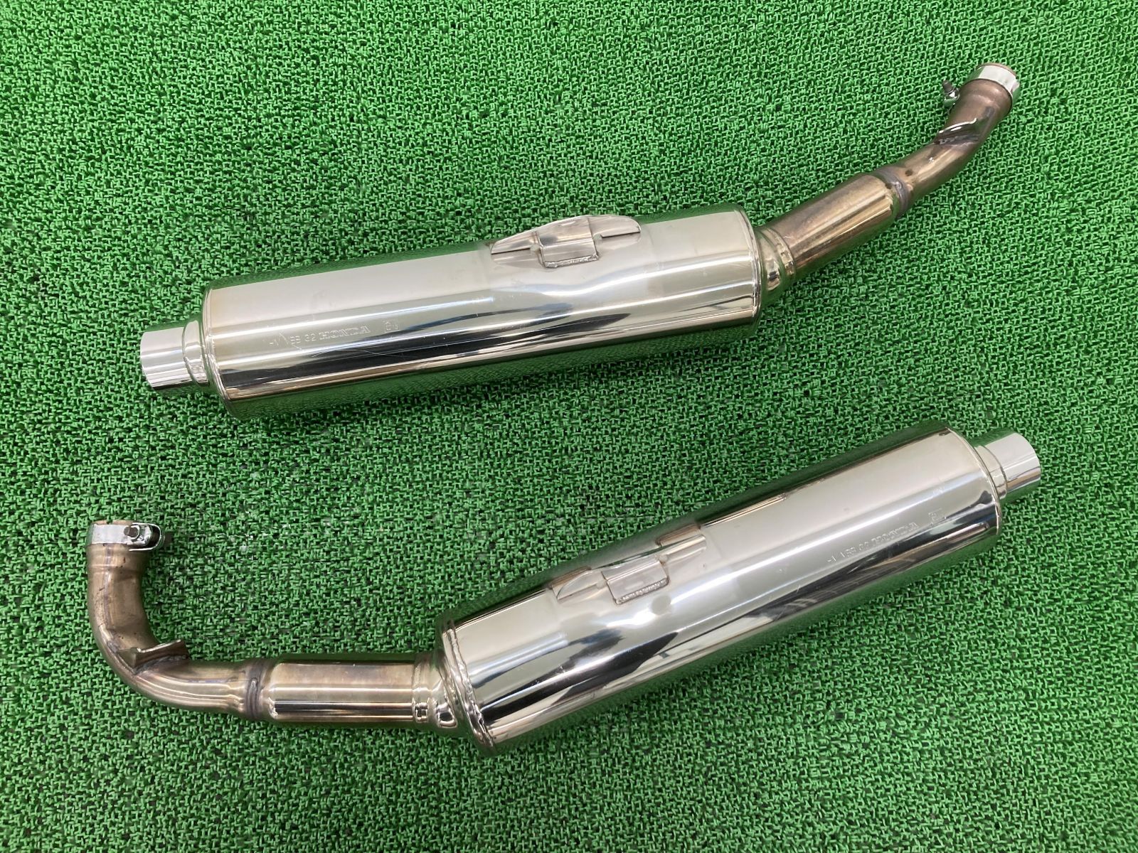 VTR1000F サイレンサーマフラー 左右 MBB G2 ホンダ 純正 中古 バイク 部品 SC36 ファイアーストーム コンディション良好 品薄 希少品