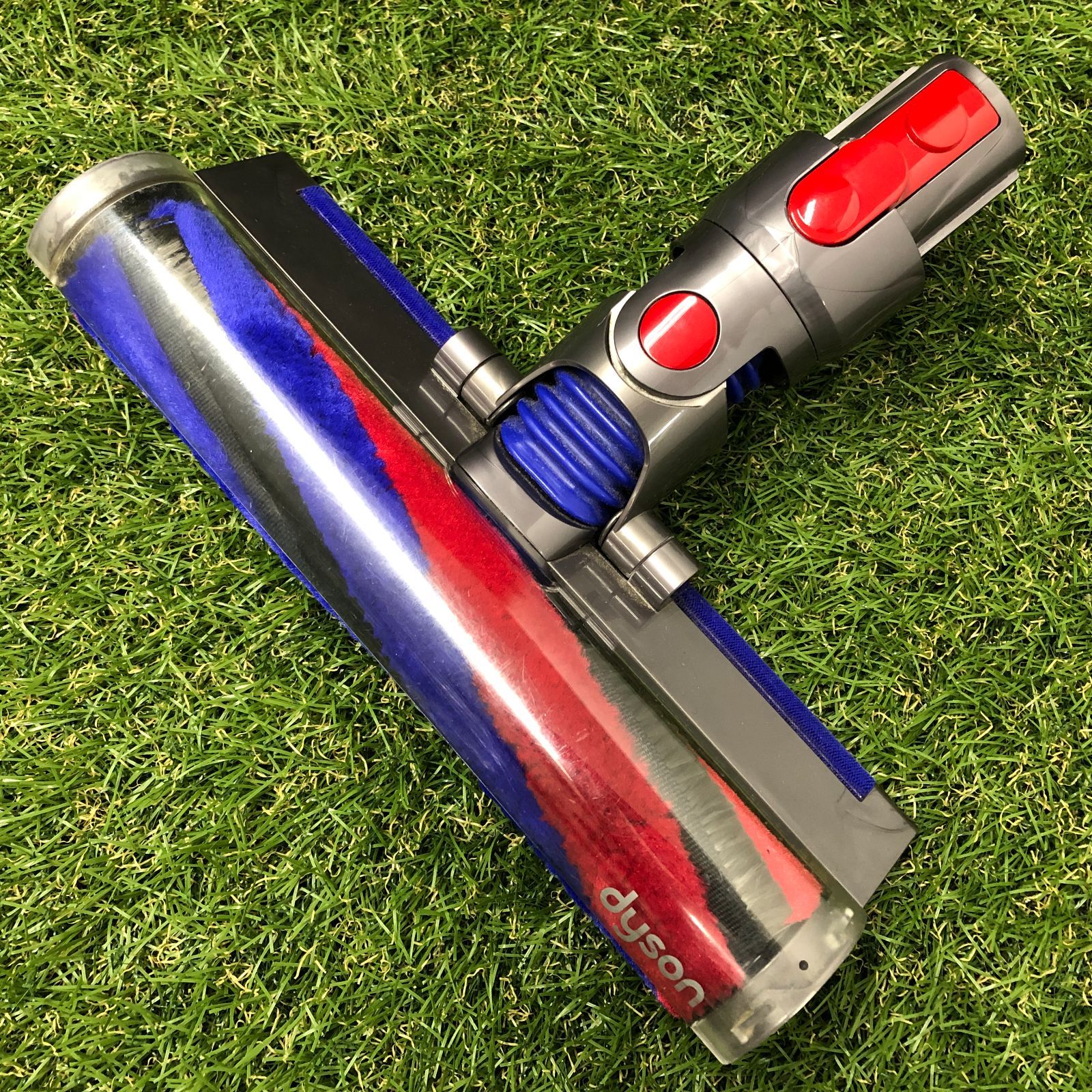 Dyson（ダイソン ） slim fluffyスリムソフトローラークリーナーヘッド(V8slim/V7slim) 管理番号：MER-014 -  メルカリ