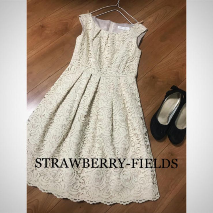 ストロベリーフィールズグレース　レースワンピース ストロベリーフィールズSTRAWBERRY-FIELDSラメストレッチレース