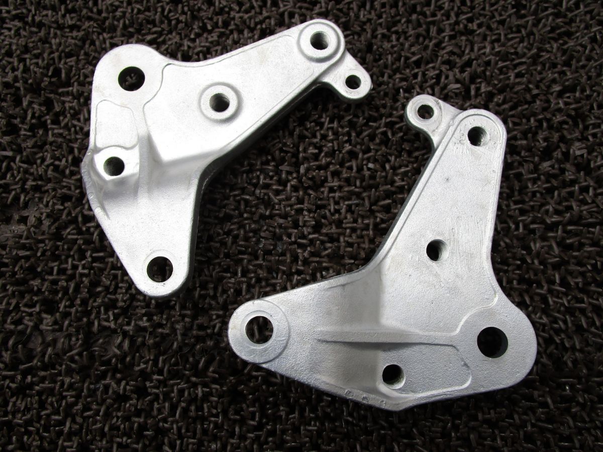 CBM72 ステップステー 左右 ●A5743 CBM72 ホンダ CBM72E ドリーム キャブ車 TYPE2