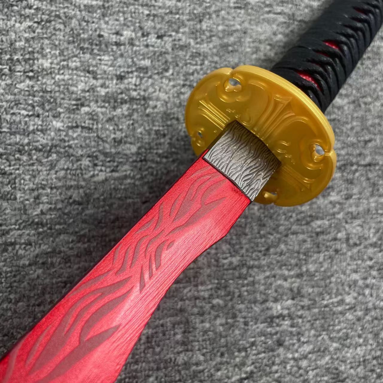 エルデンリング 屍山木刀 高山楠竹製 ×ABS 装具 全長 103cm 重量