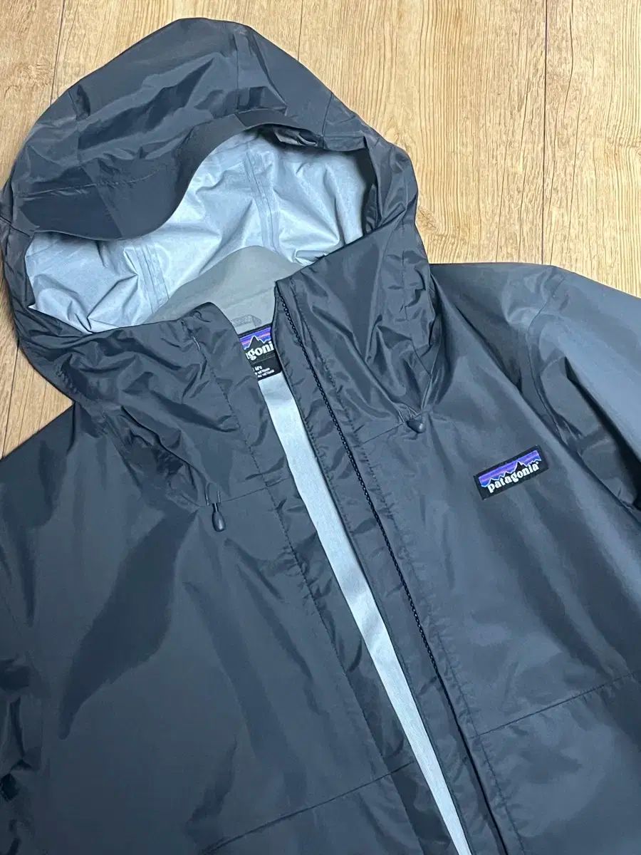 パタゴニア トレントシェル s ダークグレー