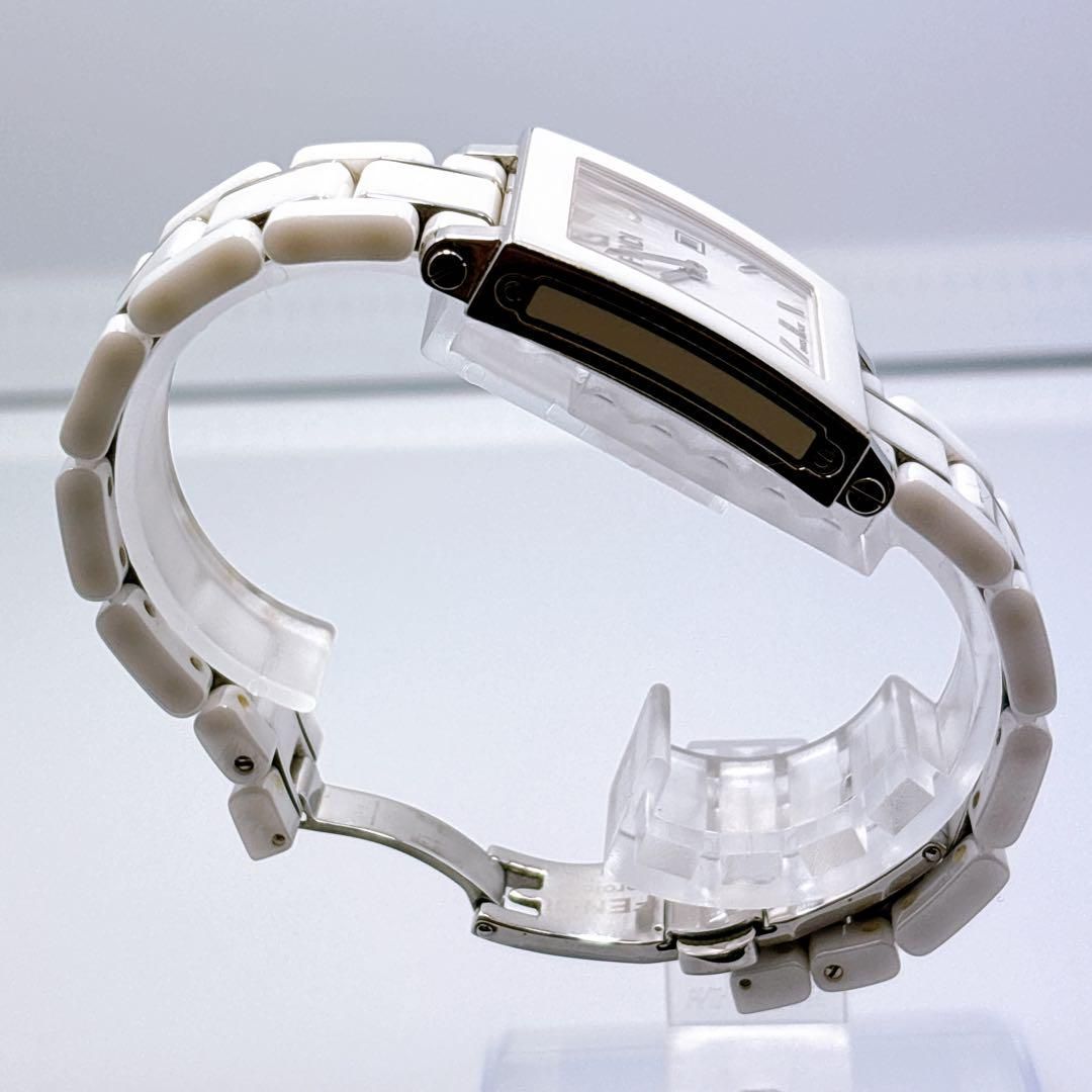 250フェンディクアドロ6200G デイトセラミックスクエア腕時計 