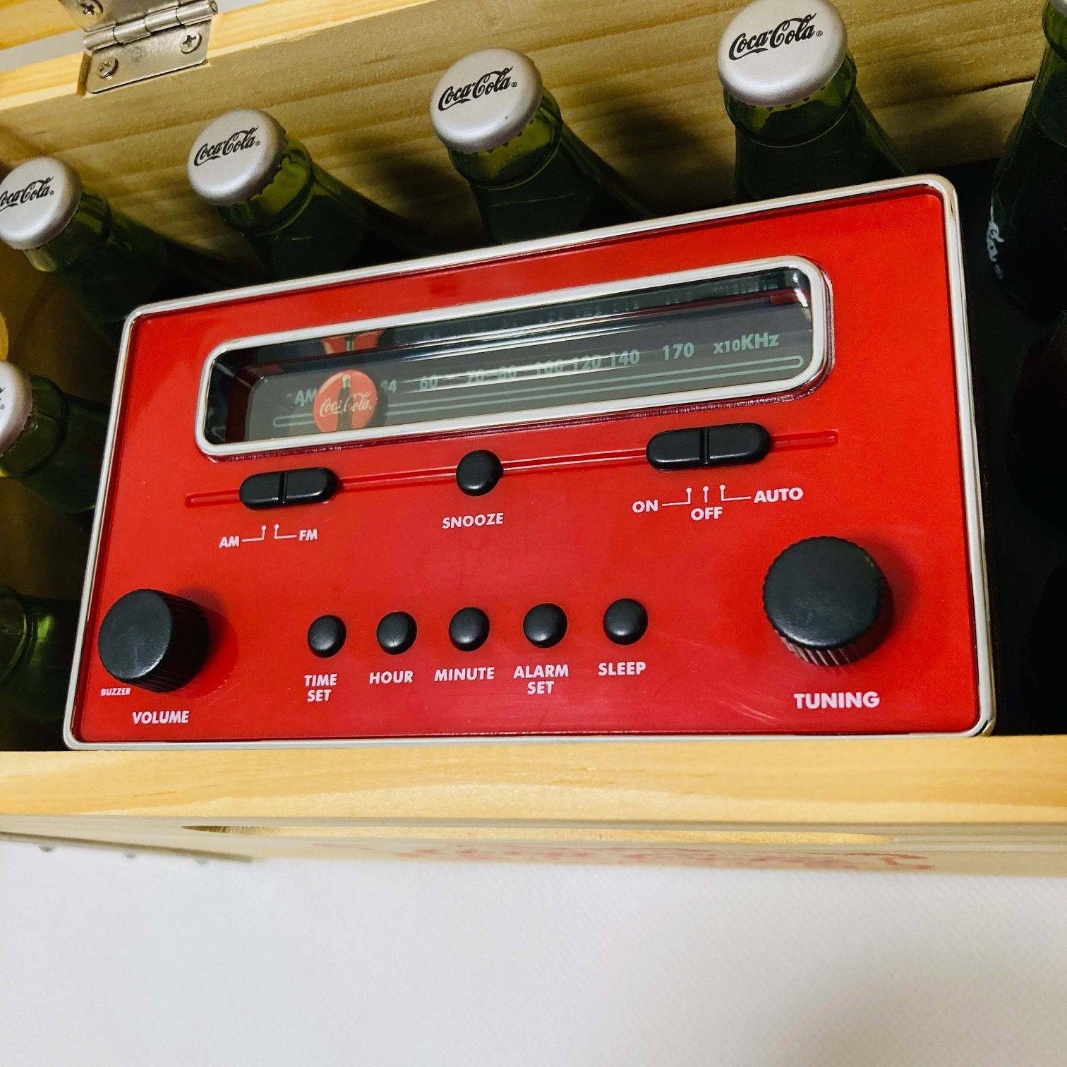 ☆ほぼ新品【コカコーラ 木箱 AM/FMラジオ デジタル時計 2002年