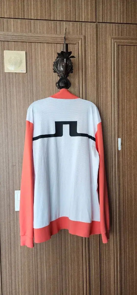 層 XL