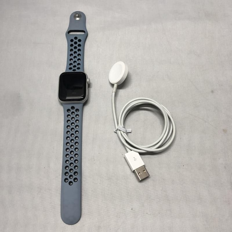 Apple Watch SE 第1世代 40mm GPS シルバー アップルウォッチ