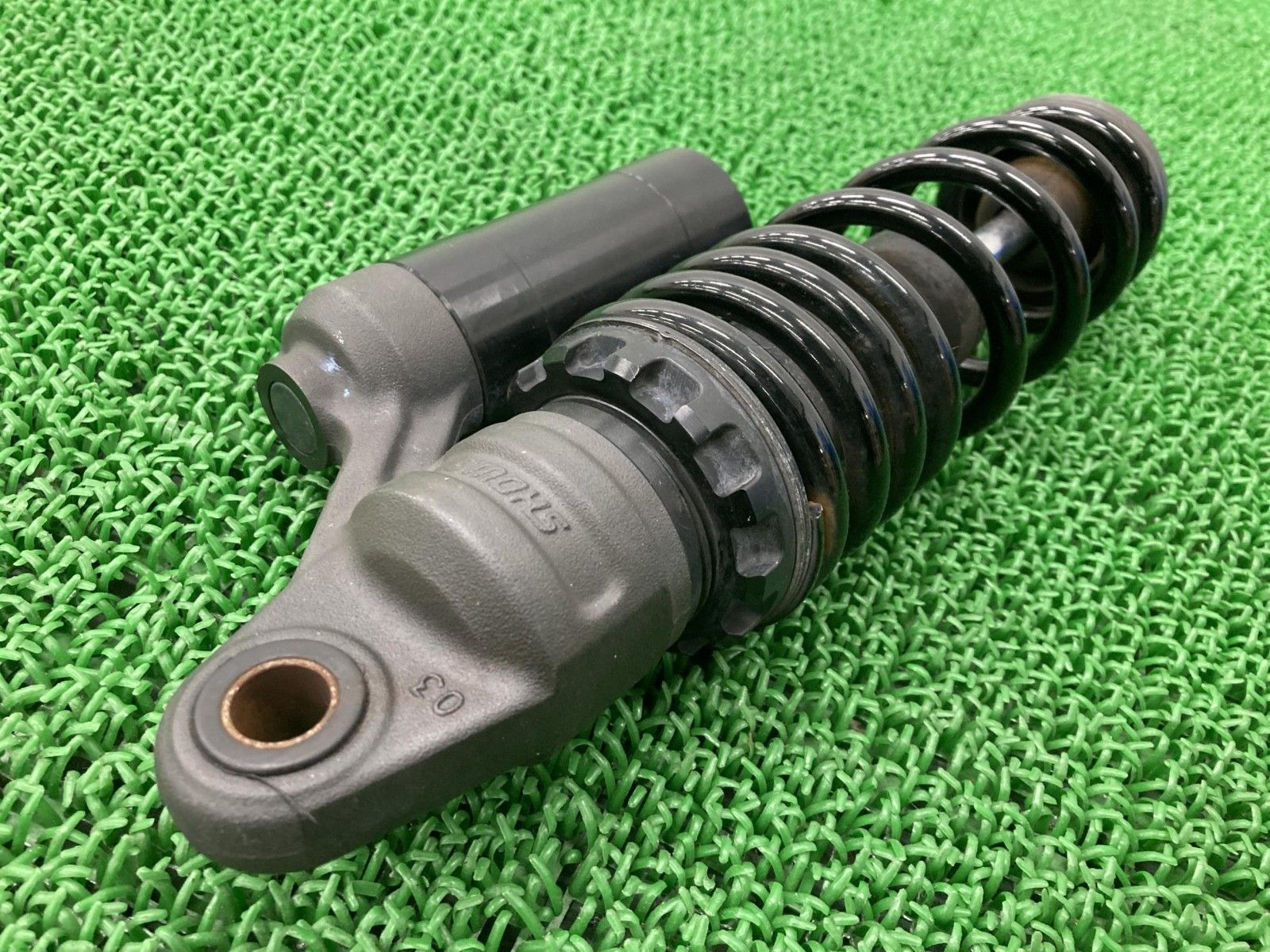 CMX1100D リアサスペンション 片側 ホンダ 純正 REBEL1100DCT レブル ショーワ SHOWA リアショック ピッチ315mm 【中古】 30 CMX1100D リアサスペンション 片側 ホンダ 純正 REBEL1100DCT レブル