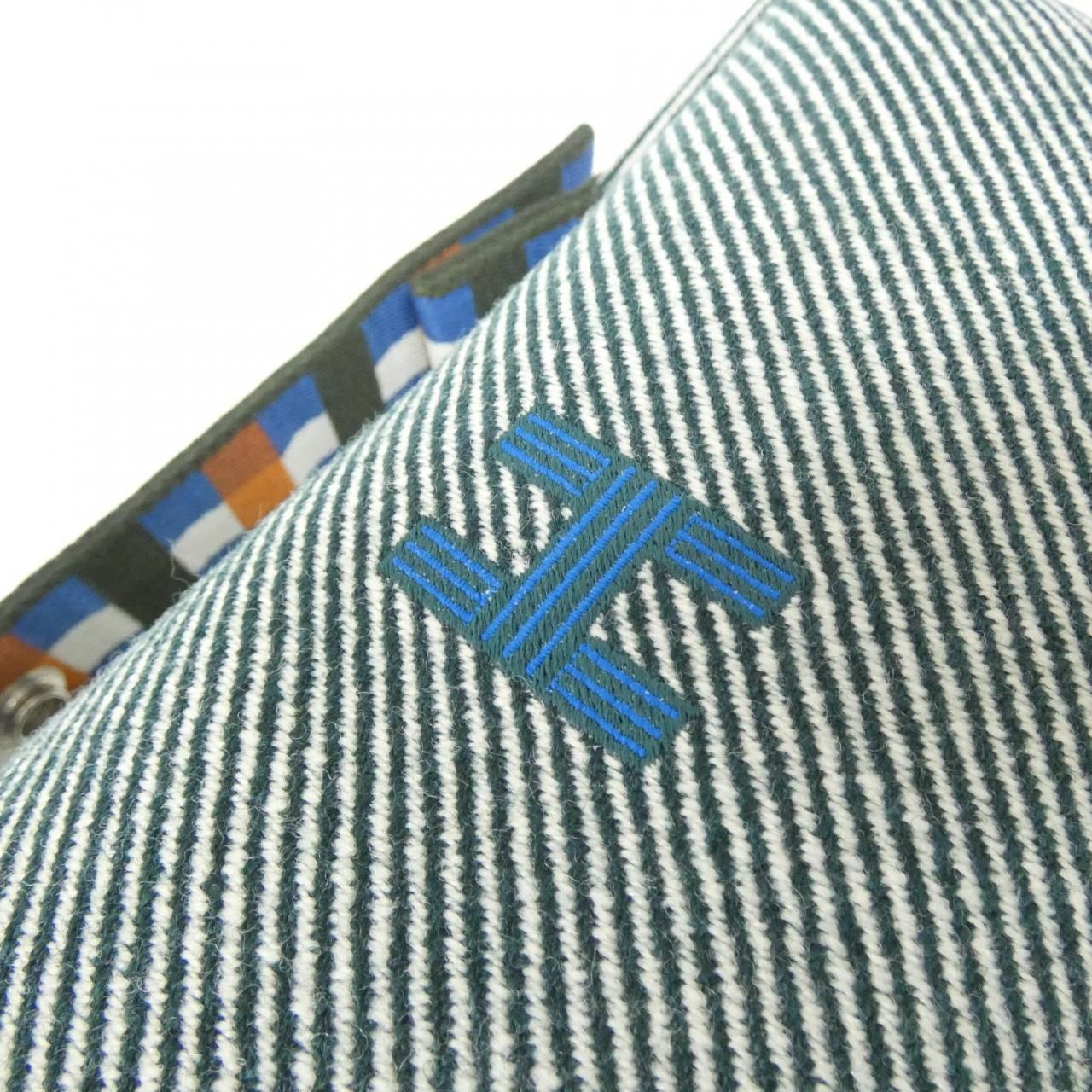 PM 103802M
