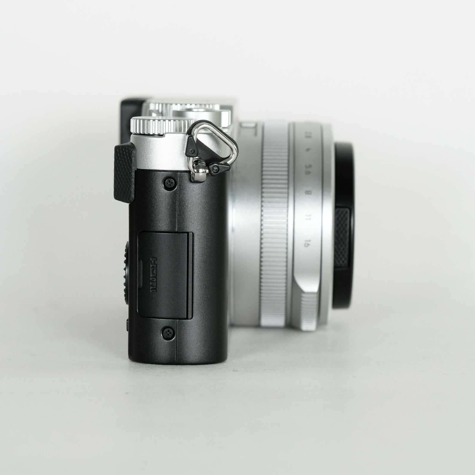 LEICA コンパクトデジタルカメラ バッテリーチャージャー付き LEICA D-LUX8用にUSB充電器を買った ＜Panasonic バッテリー