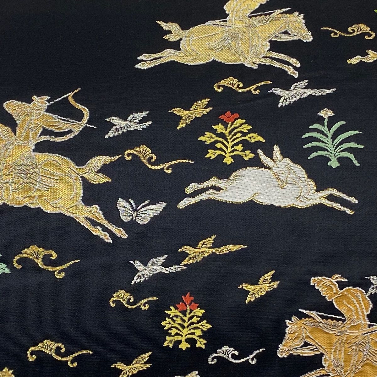 開き名古屋帯 逸品 龍村美術織物 落款 たつむら 狩猟文 草花 金
