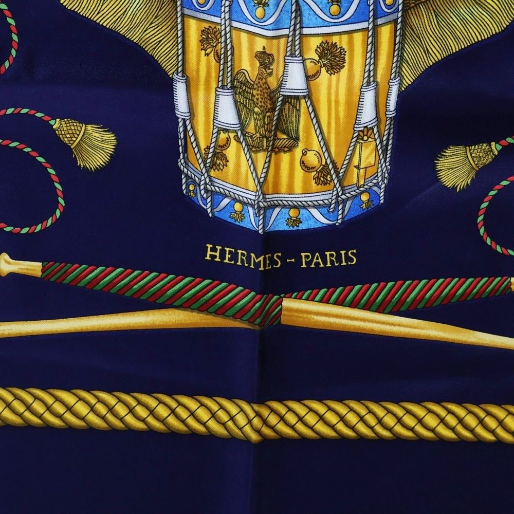 HERMES (エルメス) カレ90 タンブールの太鼓 スカーフ ネイビー シルク