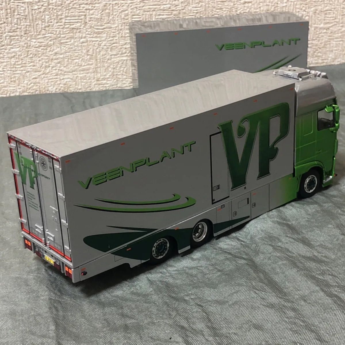 洋服通販 - 新作アイテムを Tekno DAFリジッドトラック＋センター Veenplant 1/50scale 商用車、公用車