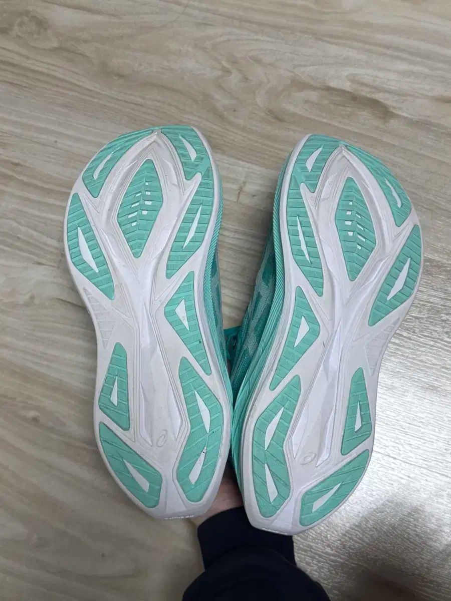 275 Asics アシックス スーパーブラスト 2 1 会議用