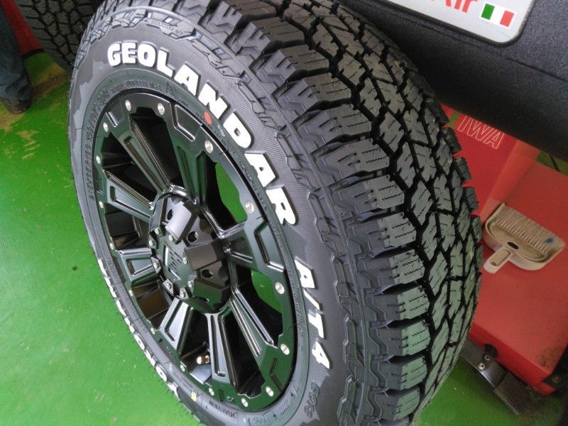 A|T4 215|65R16