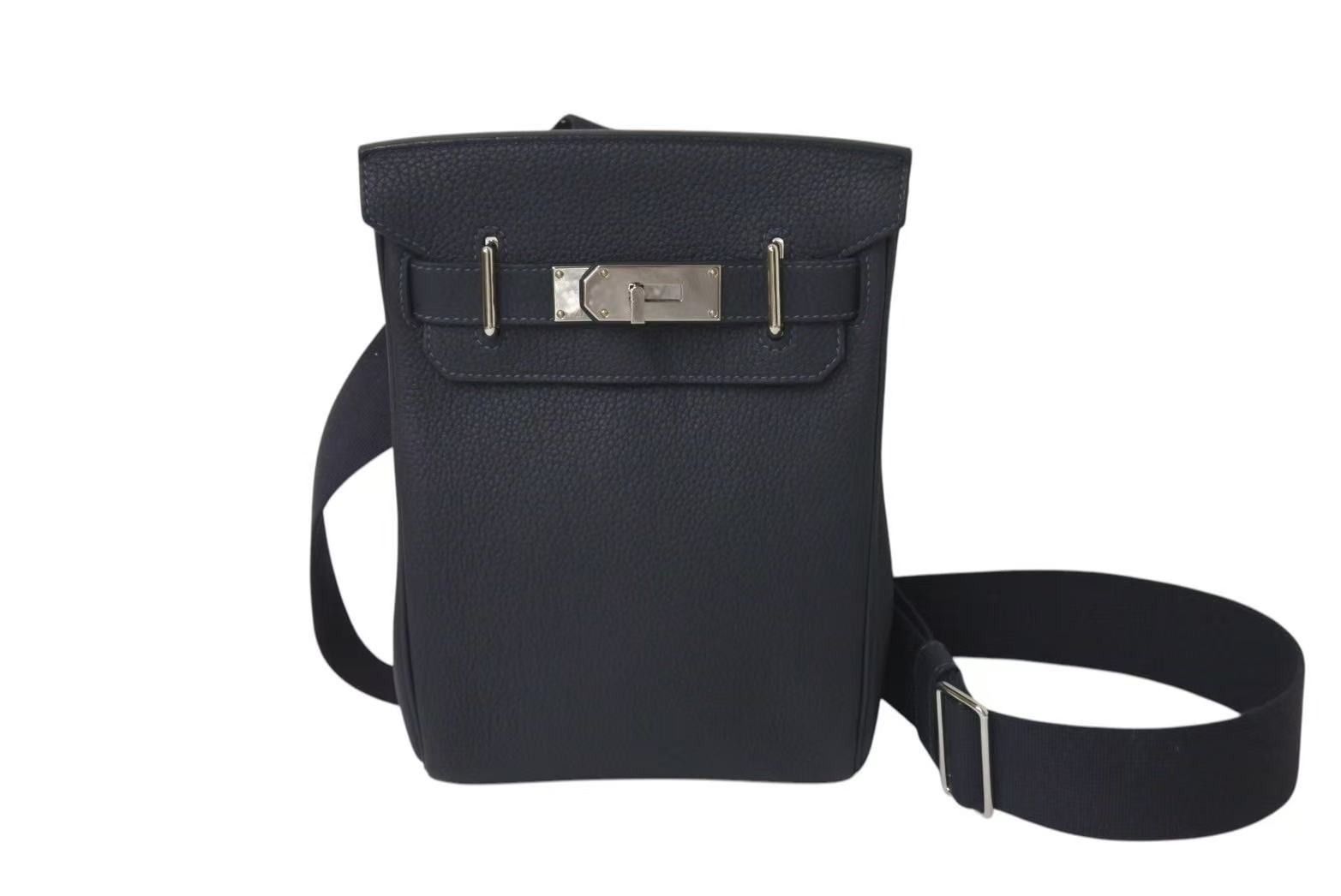 エルメス HERMES バッグ ワンショルダーバッグ トワルアッシュ×レザー アイボリー×ネイビー レシフPM HERMES(エルメス) ワンショルダーバッグ ランチ アイボリー×ブラウン