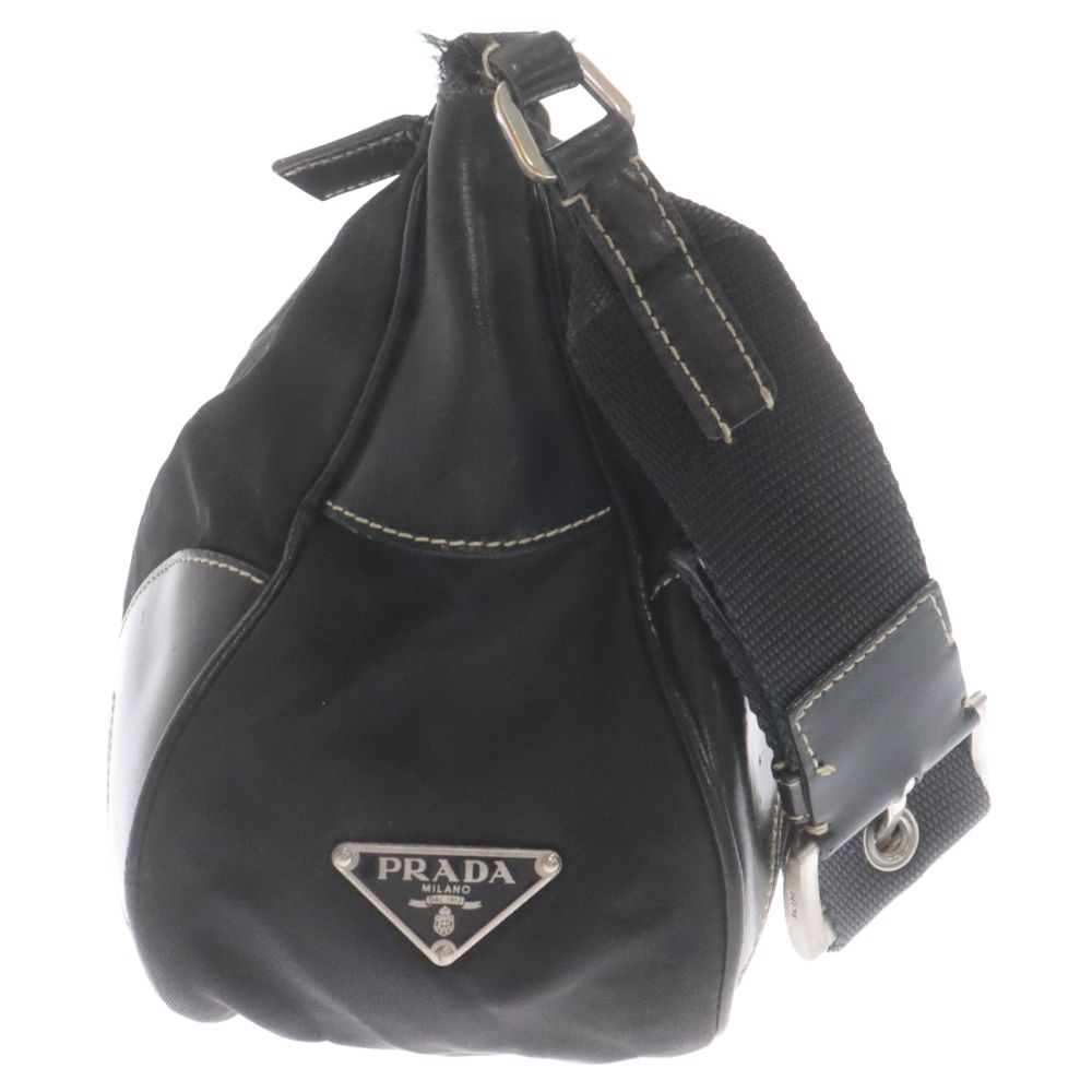 PRADA (プラダ) ナイロンショルダーバッグ トライアングル 三角 ロゴ