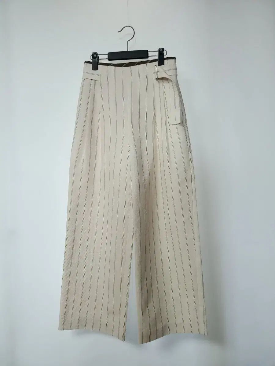 The HANDSOME SYSTEM システム 20ss リネン ブレンド ストライプ パンツ 61 ー 90