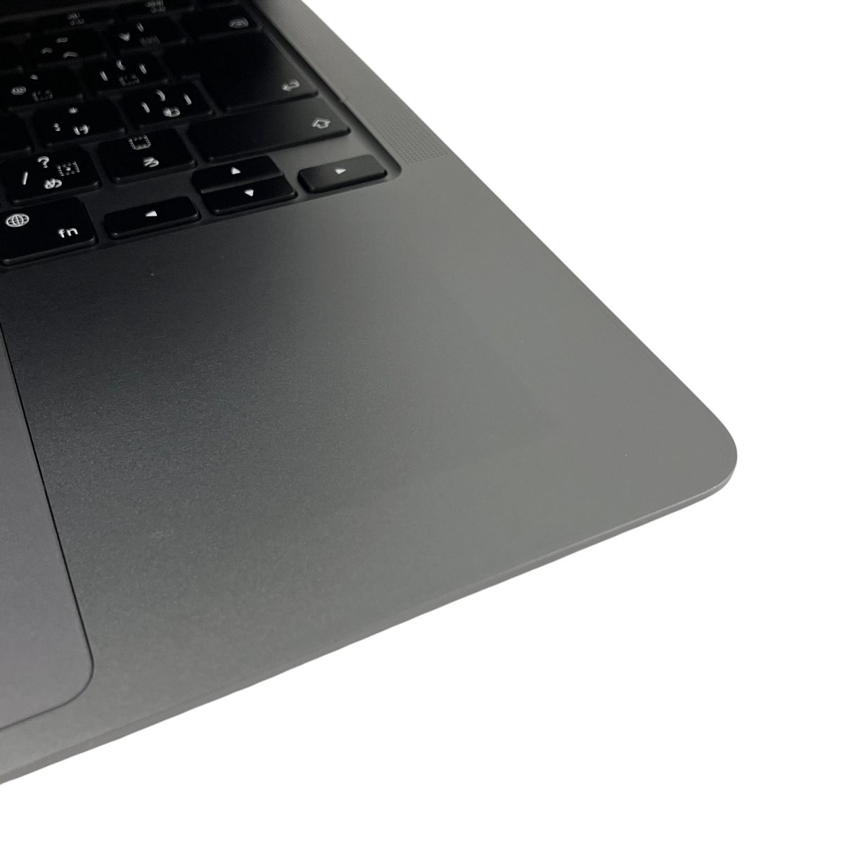 【美品】Apple MacBook Air M2チップ256GB　スペースグレイ Apple、驚異的なパワーの新しいM2チップを搭載したまったく新しい