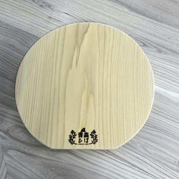 木目 円形部分などそれぞれ表情が違うオンリーワンの商品です