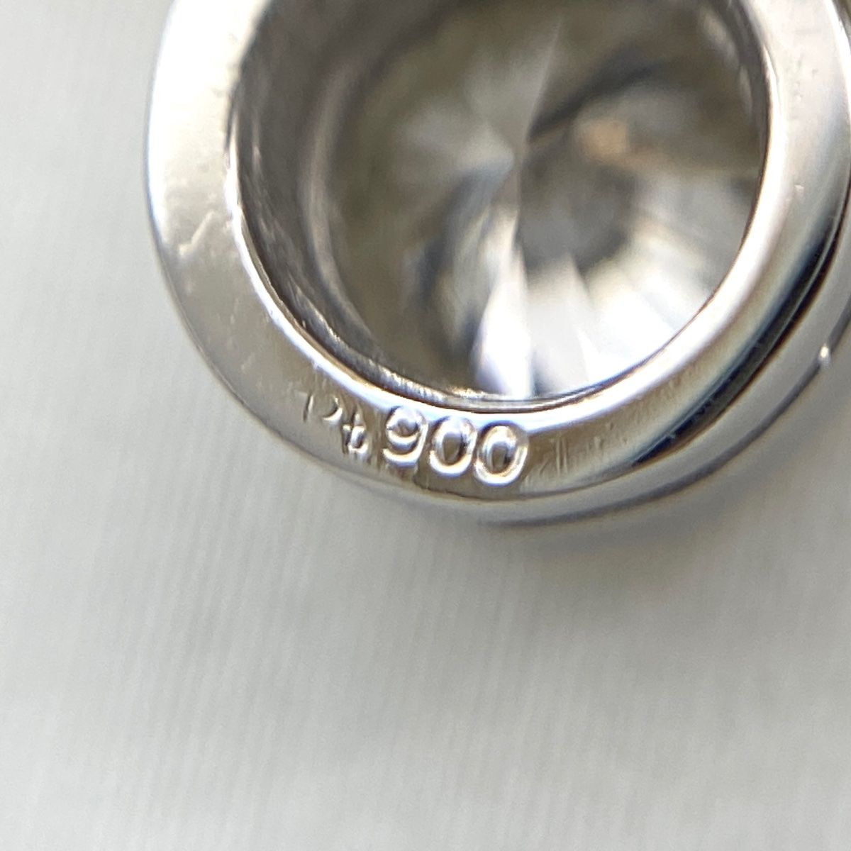 イエローゴールド ペンダント